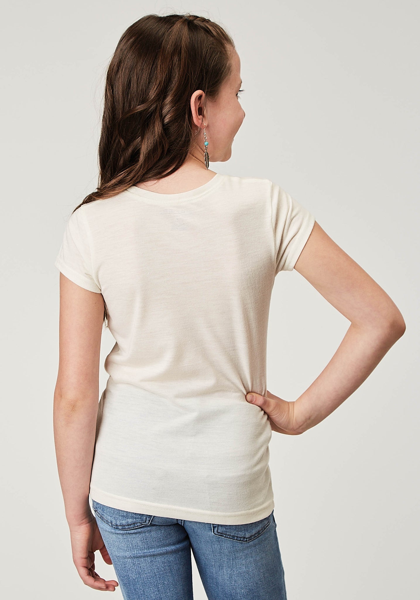Camiseta Roper de manga corta para niña, de poliéster y rayón color crema, estilo western, con decoración serigrafiada (03-009-0513-2020 WH)