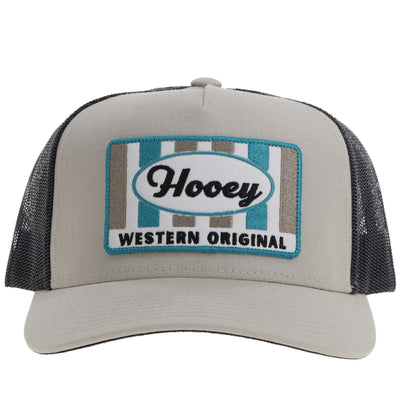 Gorra Hooey "Sudan" para hombre, color tostado/carbón con cierre a presión, blanco/azul (2411T-TNCH)