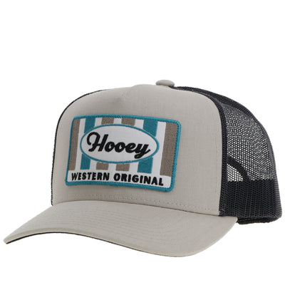 Gorra Hooey "Sudan" para hombre, color tostado/carbón con cierre a presión, blanco/azul (2411T-TNCH)