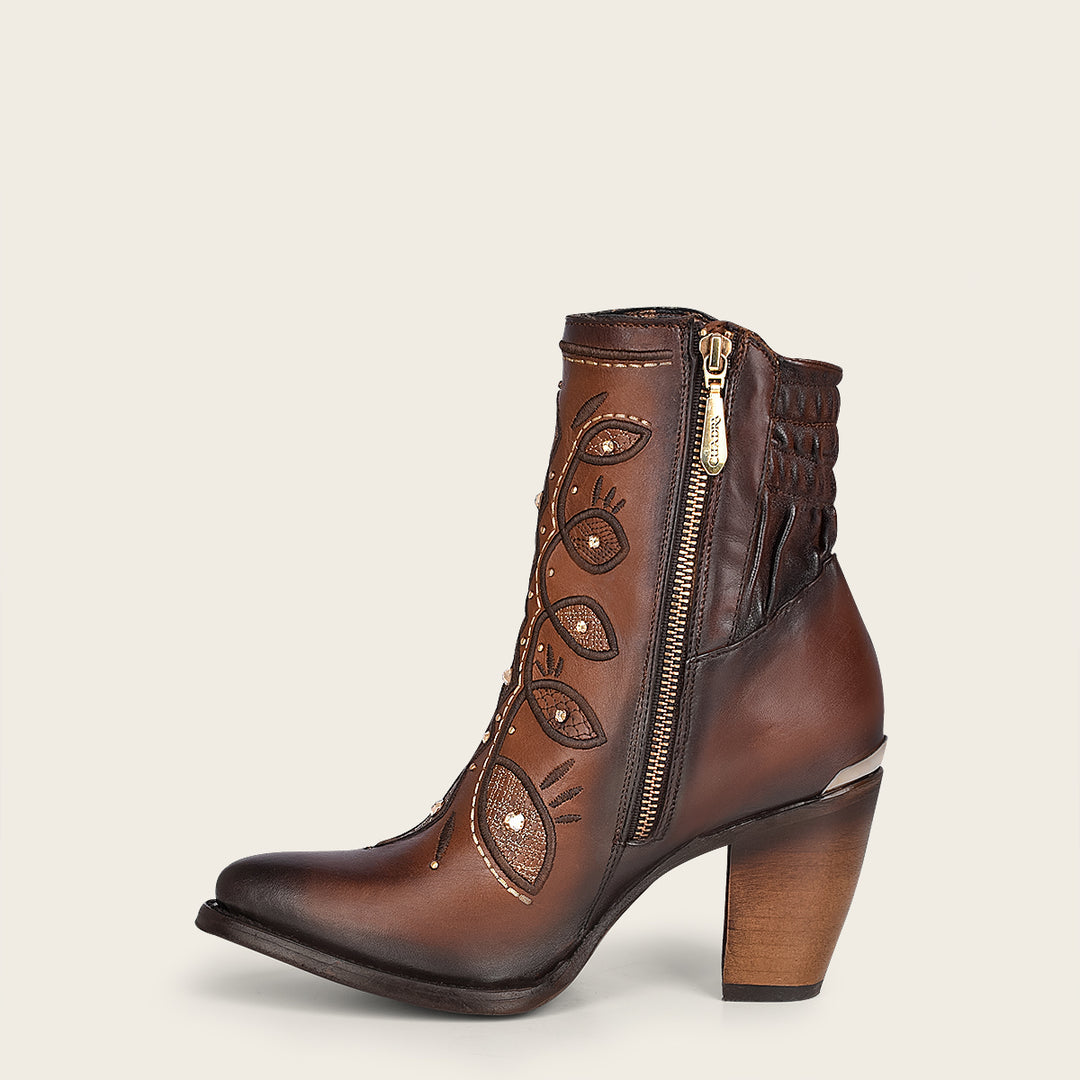 Botines Cuadra para mujer (CU586/3F89RS - Res Crust Maple)