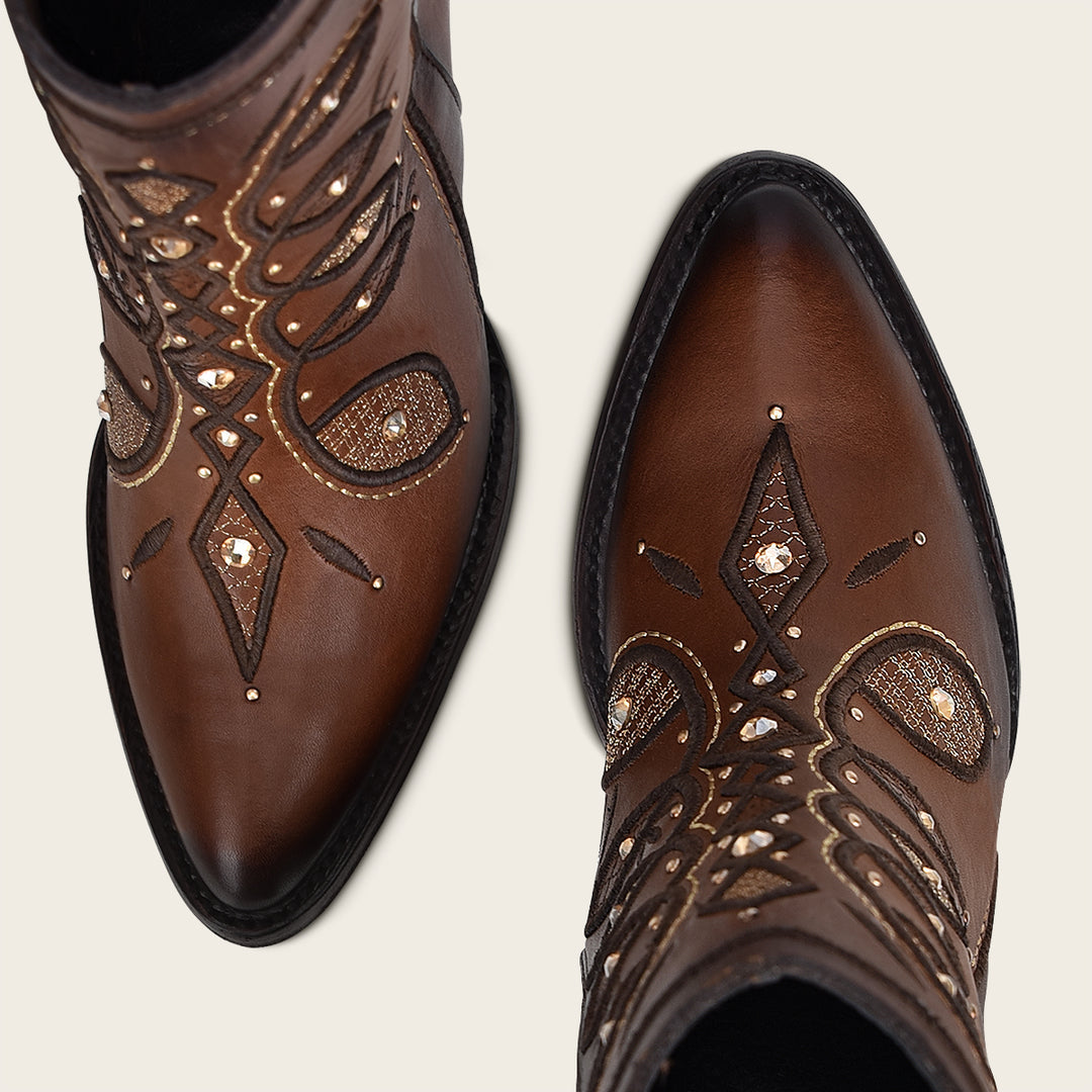 Botines Cuadra para mujer (CU586/3F89RS - Res Crust Maple)