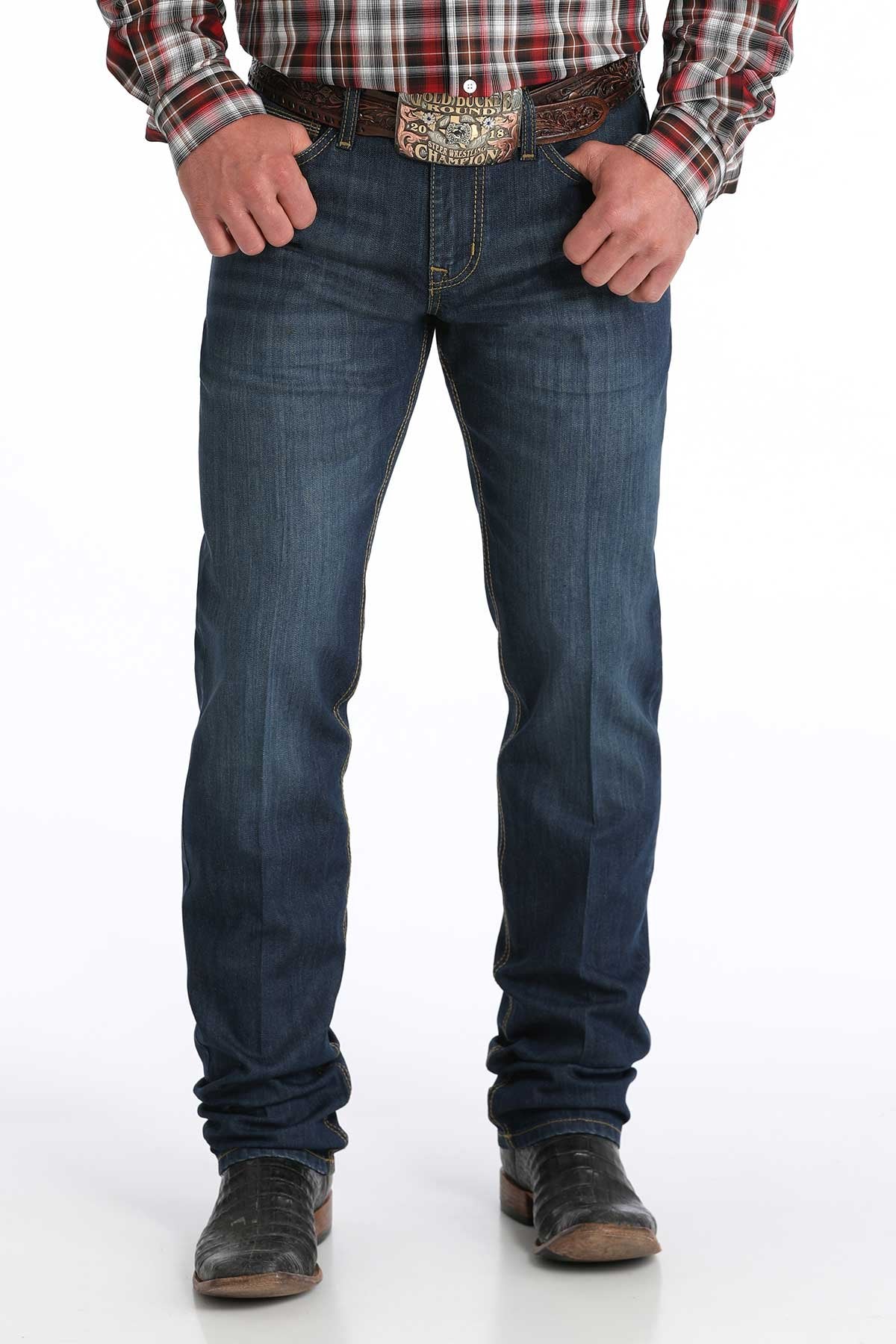 Vaqueros rectos ajustados Jesse de Cinch para hombre (MB59938001 - Piedra oscura)