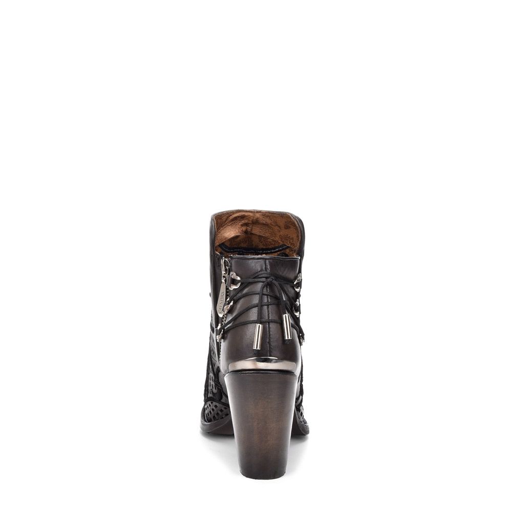Botines Cuadra grises con bordados al tobillo para mujer (CU435/3F48RS - Crust Tokio Gris)