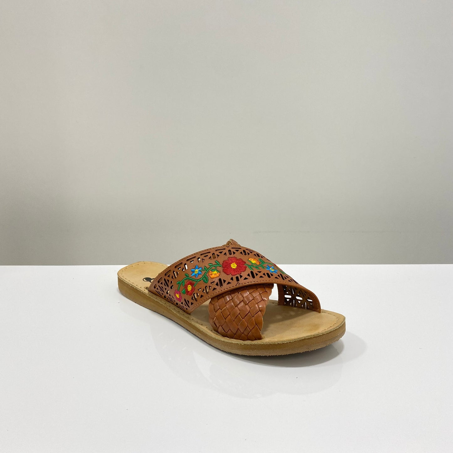 Sandalia Mujer Latina Soul (L-55 Nuez Flores)