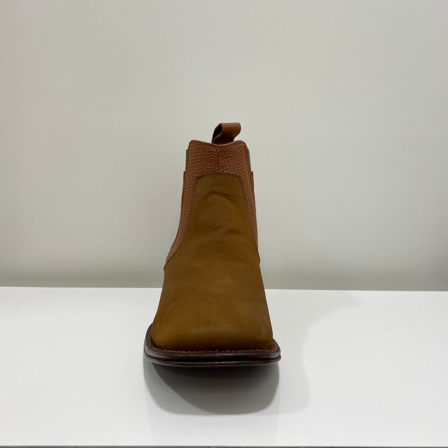 Botas Chelsea Vestigium con punta cuadrada ancha para hombre (782B6350 - Shedron)