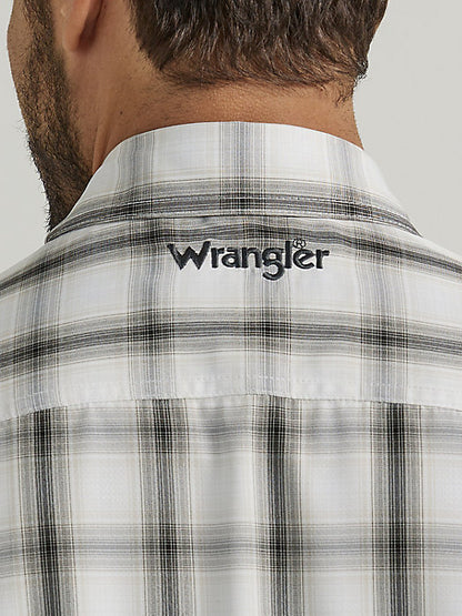 Wrangler Men's Performance Long Sleeve Shirt (112333321)