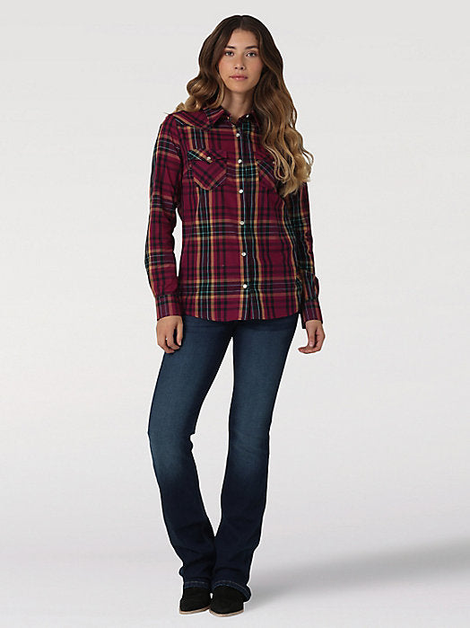Wrangler Women's Essential Long Sleeve Plaid Western Snap Shirt (112335502)