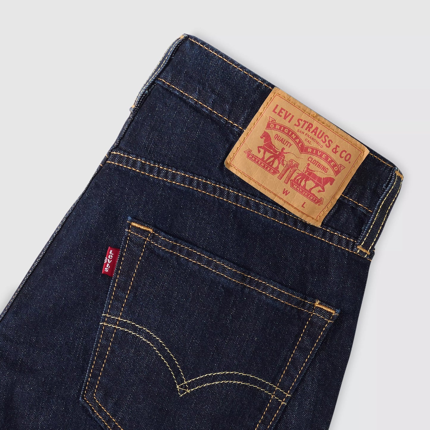 Levi’s Men's 511 Slim Performance Cool Jeans (04511-6320)