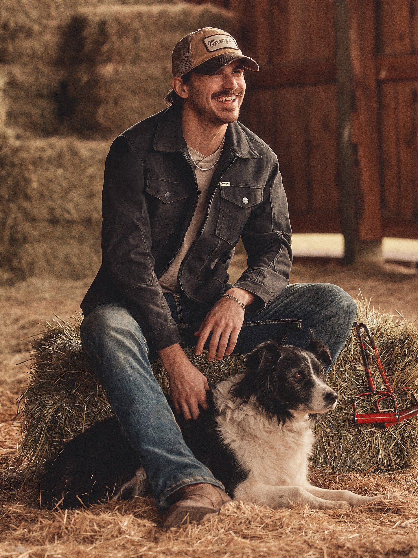 Vaqueros Wrangler de corte bota ajustado retro para hombre (10WLT77LY)