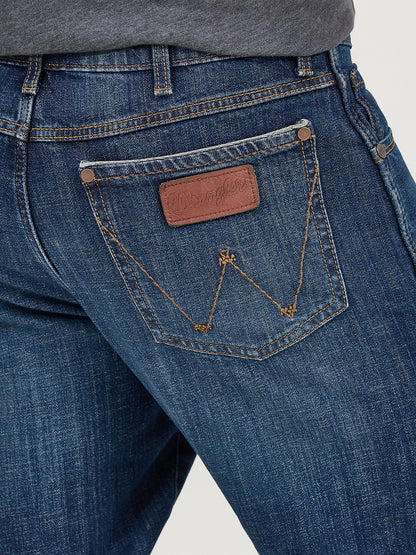 Wrangler Men's Retro Relaxed Fit Bootcut Jean (WRT20JH)
