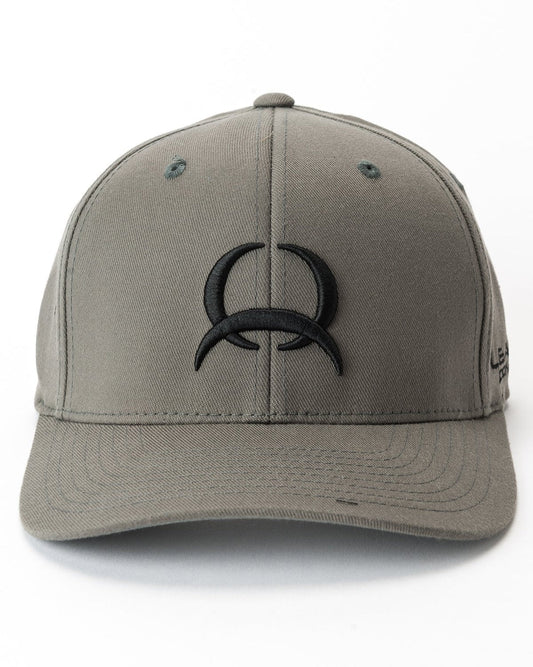 Gorra Ajustada FlexFit para Hombre Cinch con Logo Arena Flex (MCC0627728 Gris)
